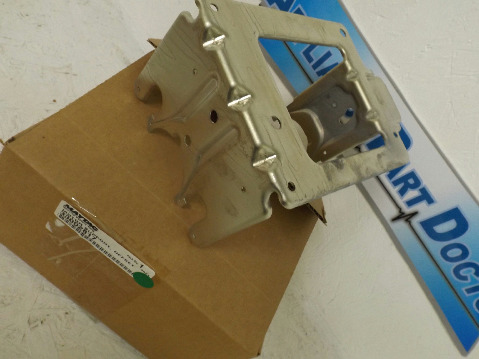 MAYTAG WHIRLPOOL DRYER 33002817 OFFSET MOTOR SUPPORT NEW MAYTAG WHIRLPOOL DRYER 33002817 OFFSET MOTOR SUPPORT NEW
